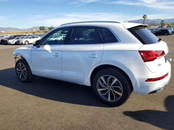 WA1EAAFY6R2080342 2024 AUDI Q5 - Image 2