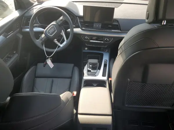 WA1EAAFY6R2138000 2024 AUDI Q5 - Image 8