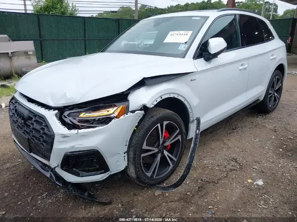 WA1EAAFY6S2024939 2025 AUDI Q5 - Image 2