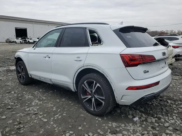 WA1EAAFY6S2053051 2025 AUDI Q5 - Image 2