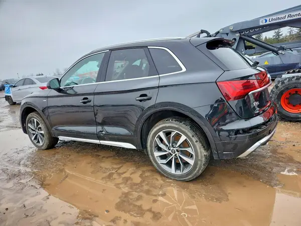WA1EAAFY7M2070671 2021 AUDI Q5 - Image 2