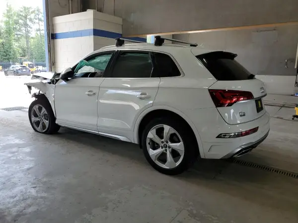 WA1EAAFY7N2016594 2022 AUDI Q5 - Image 2
