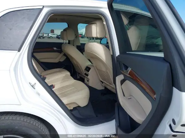 WA1EAAFY7N2092557 2022 AUDI Q5 - Image 8