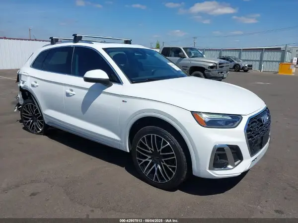 WA1EAAFY7N2105646 2022 AUDI Q5 - Image 1