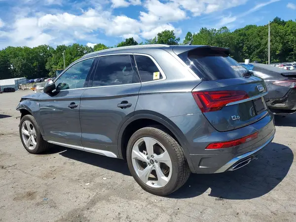 WA1EAAFY7N2109924 2022 AUDI Q5 - Image 2