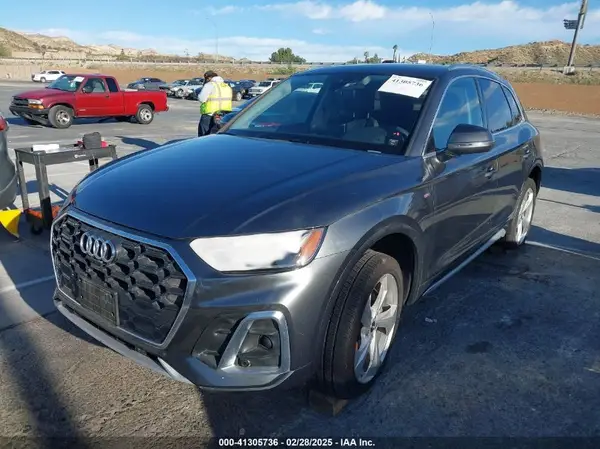 WA1EAAFY7P2065409 2023 AUDI Q5 - Image 2