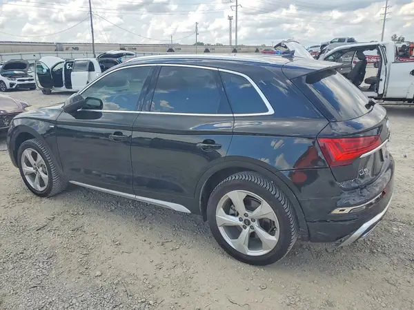 WA1EAAFY7P2105746 2023 AUDI Q5 - Image 2