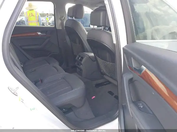 WA1EAAFY7P2111157 2023 AUDI Q5 - Image 8