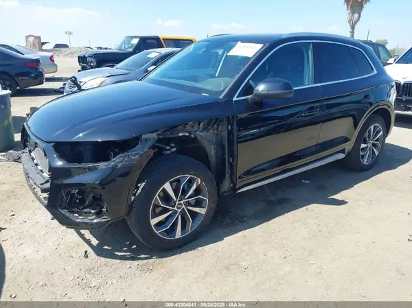 WA1EAAFY7P2117850 2023 AUDI Q5 - Image 2