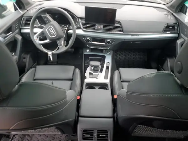 WA1EAAFY7R2093181 2024 AUDI Q5 - Image 8
