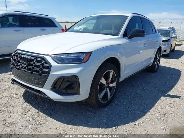 WA1EAAFY7S2043385 2025 AUDI Q5 - Image 2