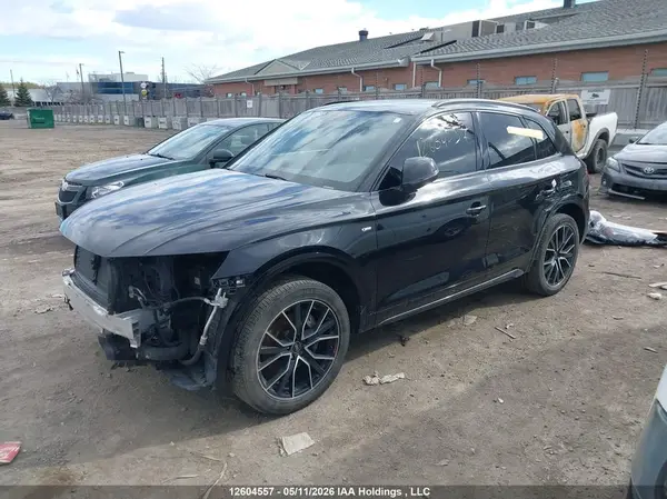 WA1EAAFY8M2037050 2021 AUDI Q5 - Image 2