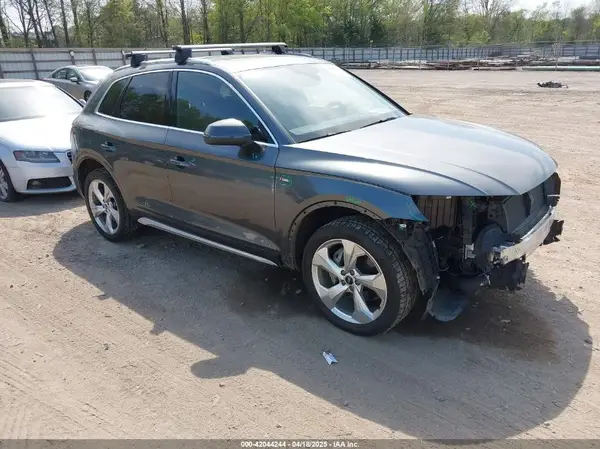 WA1EAAFY8N2001294 2022 AUDI Q5 - Image 1