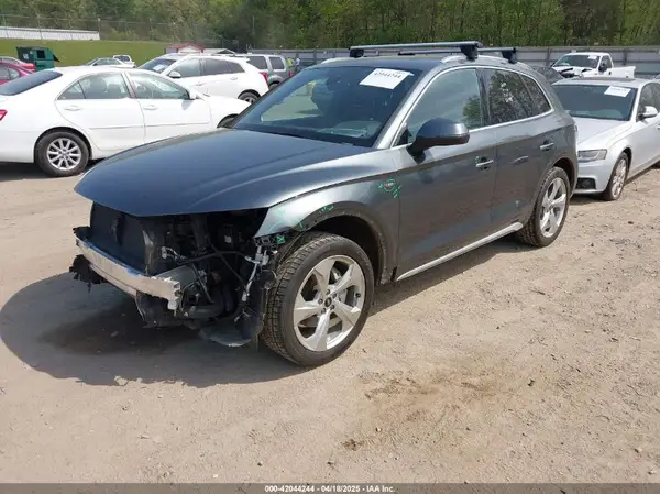 WA1EAAFY8N2001294 2022 AUDI Q5 - Image 2
