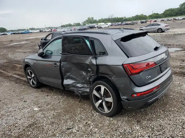 WA1EAAFY8N2052830 2022 AUDI Q5 - Image 2