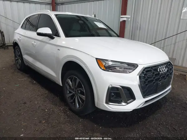 WA1EAAFY8N2075072 2022 AUDI Q5 - Image 1