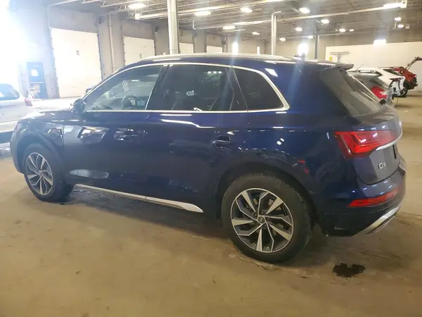 WA1EAAFY8N2125422 2022 AUDI Q5 - Image 2