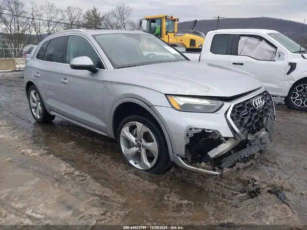 WA1EAAFY8P2030734 2023 AUDI Q5 - Image 1