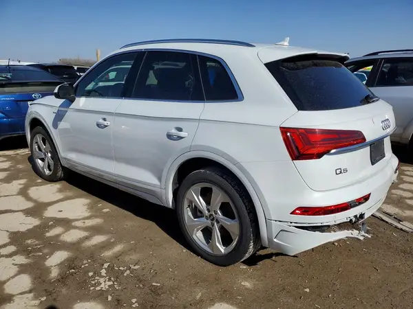 WA1EAAFY8P2070537 2023 AUDI Q5 - Image 2