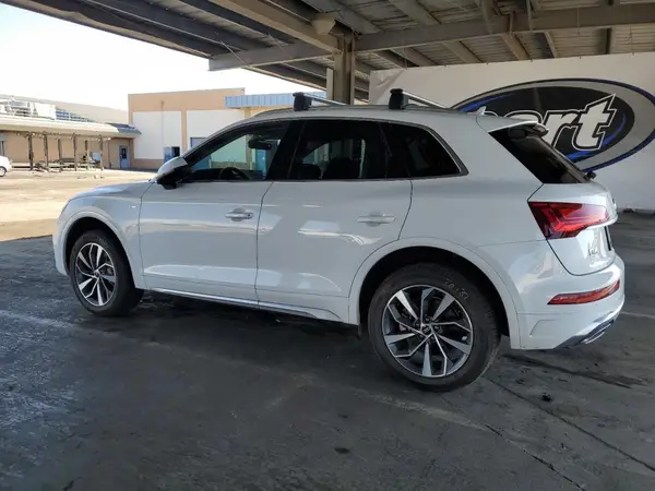 WA1EAAFY8P2076242 2023 AUDI Q5 - Image 2