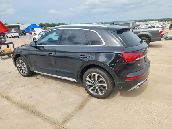 WA1EAAFY8P2113533 2023 AUDI Q5 - Image 2