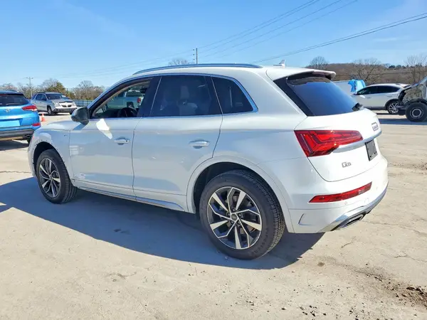 WA1EAAFY8P2118988 2023 AUDI Q5 - Image 2