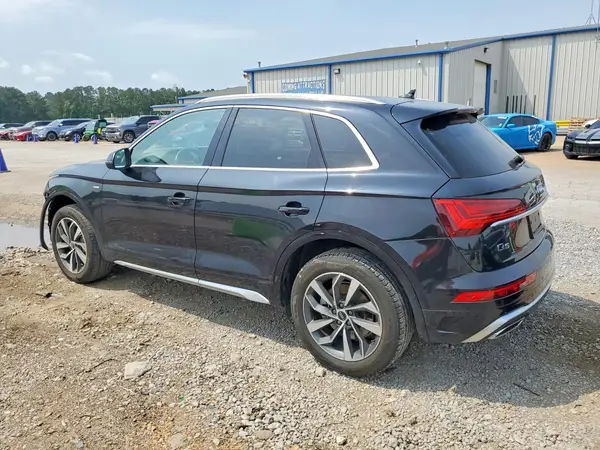 WA1EAAFY8R2001690 2024 AUDI Q5 - Image 2