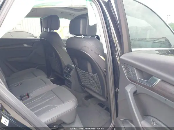 WA1EAAFY8R2025472 2024 AUDI Q5 - Image 7