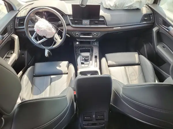 WA1EAAFY8R2040716 2024 AUDI Q5 - Image 8