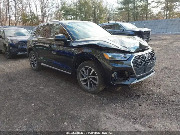 WA1EAAFY8R2043759 2024 AUDI Q5 - Image 1