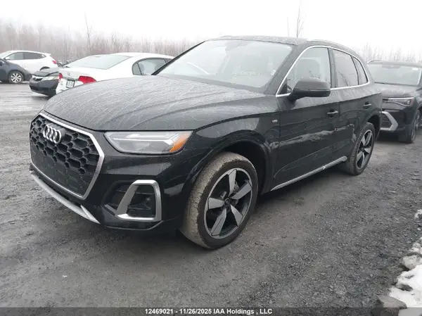 WA1EAAFY8R2085218 2024 AUDI Q5 - Image 2
