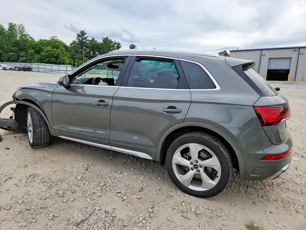 WA1EAAFY8R2097708 2024 AUDI Q5 - Image 2