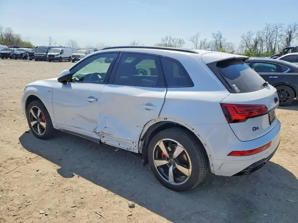 WA1EAAFY8R2109274 2024 AUDI Q5 - Image 2