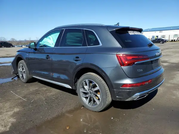 WA1EAAFY8R2141576 2024 AUDI Q5 - Image 2