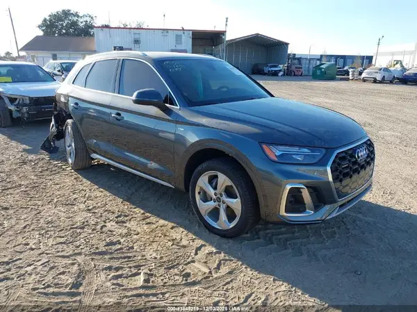 WA1EAAFY8S2052306 2025 AUDI Q5 - Image 1