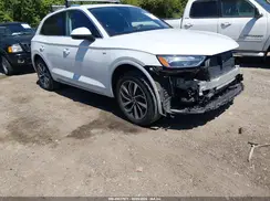WA1EAAFY9N2076005 2022 AUDI Q5