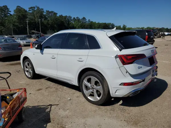 WA1EAAFY9N2108550 2022 AUDI Q5 - Image 2