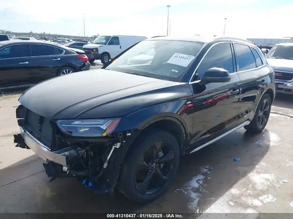 WA1EAAFY9N2137868 2022 AUDI Q5 - Image 2