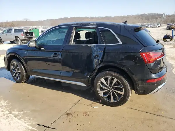 WA1EAAFY9P2018513 2023 AUDI Q5 - Image 2