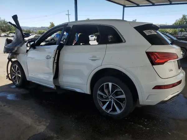 WA1EAAFY9P2054248 2023 AUDI Q5 - Image 2