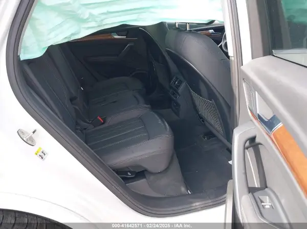 WA1EAAFY9P2088576 2023 AUDI Q5 - Image 8