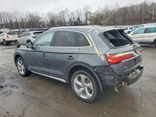 WA1EAAFY9P2152213 2023 AUDI Q5 - Image 2