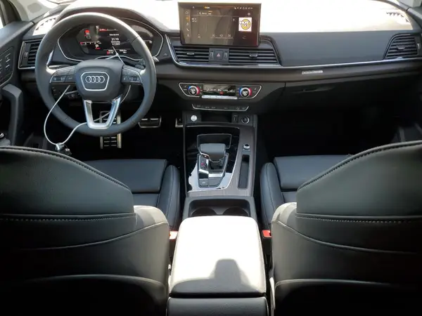 WA1EAAFY9R2034195 2024 AUDI Q5 - Image 8