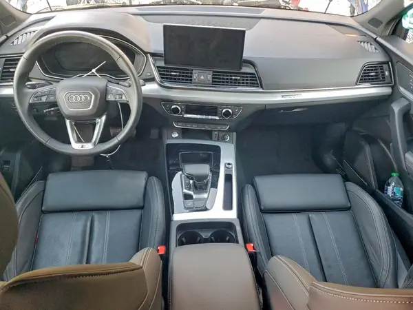 WA1EAAFY9R2035119 2024 AUDI Q5 - Image 8