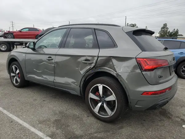 WA1EAAFY9R2045228 2024 AUDI Q5 - Image 2