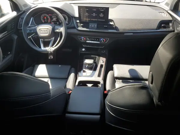 WA1EAAFY9R2069240 2024 AUDI Q5 - Image 8
