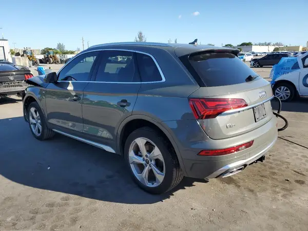 WA1EAAFY9R2098253 2024 AUDI Q5 - Image 2
