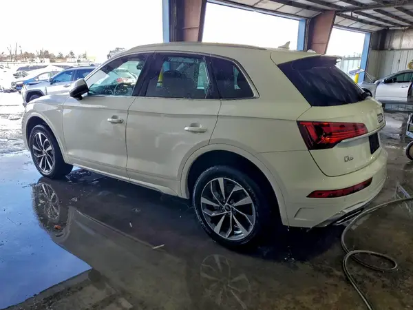 WA1EAAFY9R2134300 2024 AUDI Q5 - Image 2