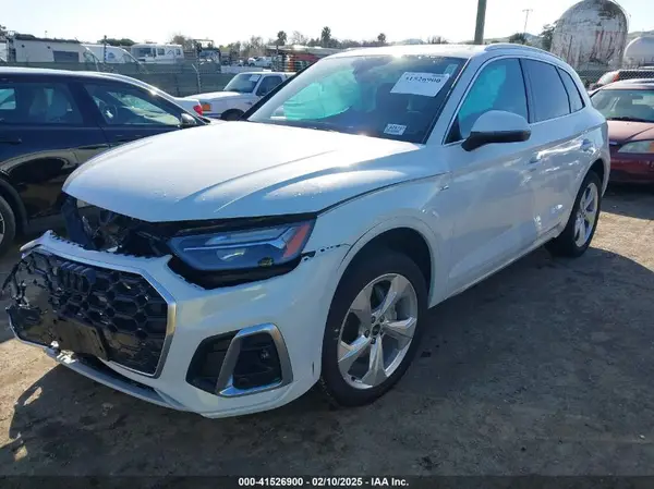 WA1EAAFY9R2138718 2024 AUDI Q5 - Image 2