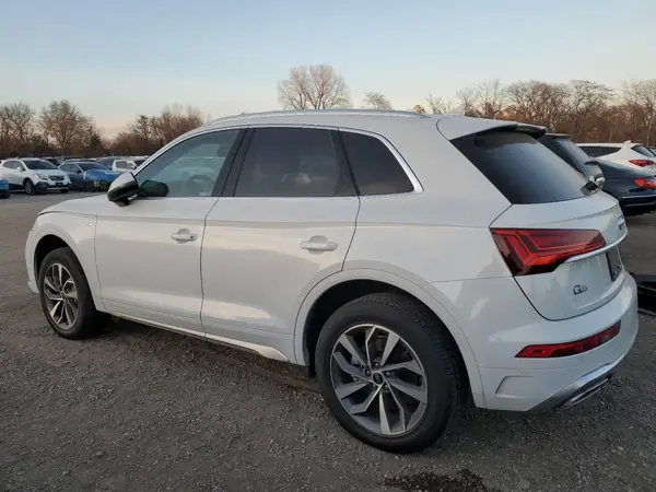 WA1EAAFY9R2141778 2024 AUDI Q5 - Image 2